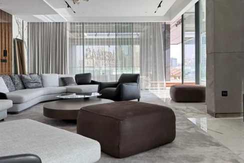 Invest in luxury real estate. Buy off-plan apartments, penthouses and villas - Luxurious penthouse in the iconic Bluewaters location 7 Buy premium property, off-plan aparments, villas, luxury real estate - 8b4fff74db4e81e5691519e57f24093df483e4b6 18 1300