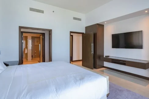 8d889744b024d455e608dc3a2483624205ce5431_18_1300