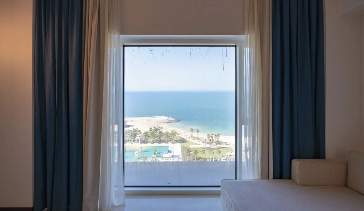 9589798f296bd1171438adea929cebfd3dca1b65_18_1300