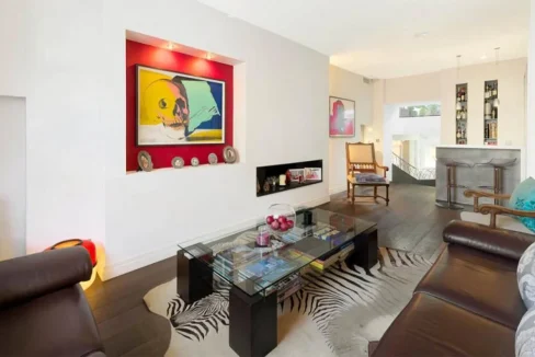 Invest in luxury real estate. Buy off-plan apartments, penthouses and villas - Five-storey townhouse with a modern interior in light colors 11 Buy premium property, off-plan aparments, villas, luxury real estate - d722c91051307bda9880cb6071b4d06e5fab0331 18 1200