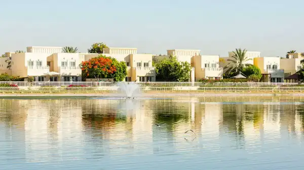 Buy premium property, off-plan aparments, villas, luxury real estate - def 191a1ce9e684a8063882cc7c1fd619c961a8c7dc 18