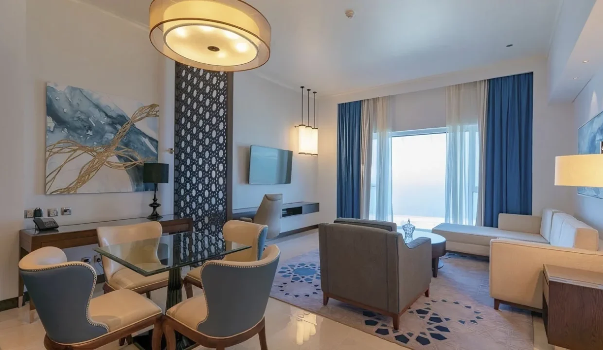 e6afd98e810fcecbc22bde2e34493103b9f16269_18_1300