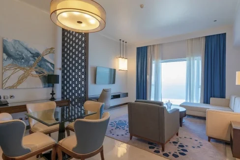 e6afd98e810fcecbc22bde2e34493103b9f16269_18_1300