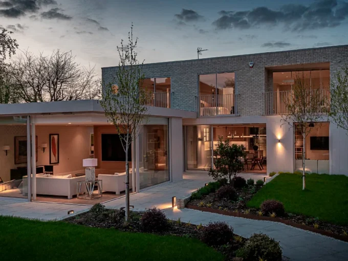 Buy premium property, off-plan aparments, villas, luxury real estate - f64bb8a34d83edd3c677260c97370b416a84f921 18 1200