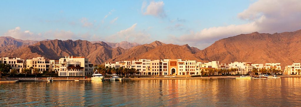 Invest in luxury real estate. Buy off-plan apartments, penthouses and villas - How to Buy Real Estate in Oman 3 Buy premium property, off-plan aparments, villas, luxury real estate - istock 54272674 greater masqat oman harbor 3000x1000